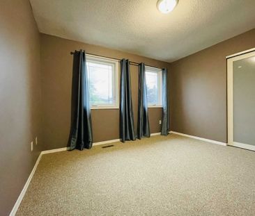 For Lease - 909 Ferndale Crescent Unit# Upper level, Newmarket, Ont... - Photo 2