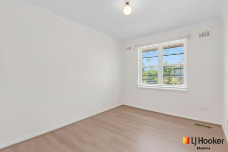 12 Warramoo Crescent, Narrabundah ACT, Belconnen - Photo 5