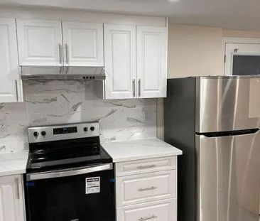 3411 MILLICENT AVENUE - Photo 2