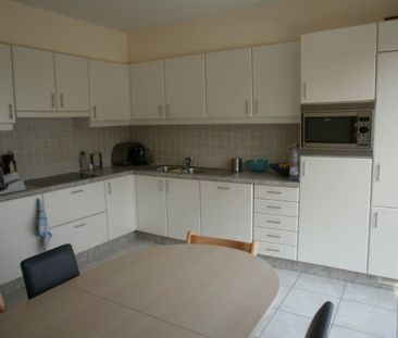 Ruim duplex appartement met 3 slaapkamers en garage - Photo 1