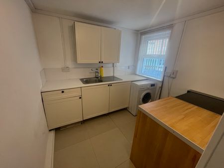 43 Basement, Church Street, Portadown, BT62 3EU - Photo 3