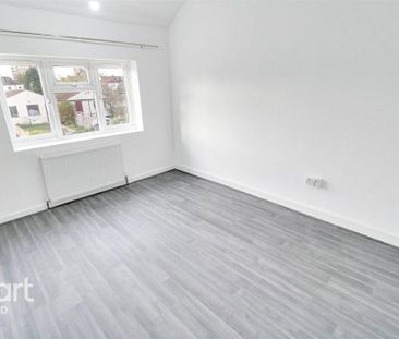 3 bedroom terraced house to rent - Photo 6