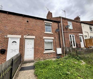 2 bedroom terraced house to rent - Photo 2