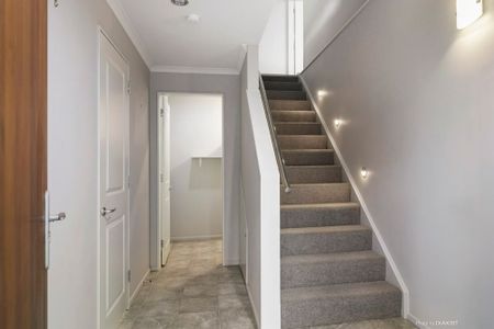 Bank Road Townhouse - Photo 3