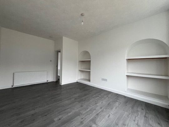 Eastern Avenue, Largs - Photo 1