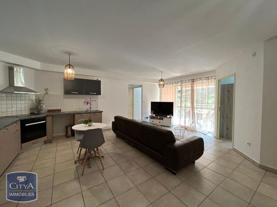 Location Appartement 3 pièces 62m² ST DENIS 97400 - Photo 1