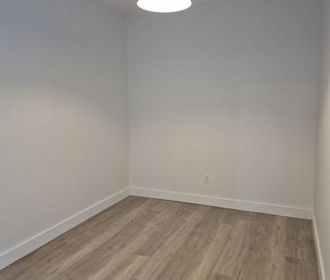 3984 Rue de Bullion apartment — Montréal, QC (3-Bedroom) - 3 Bedroom - Photo 1