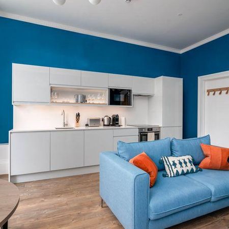 1 bedroom serviced apartment to rent - Photo 3