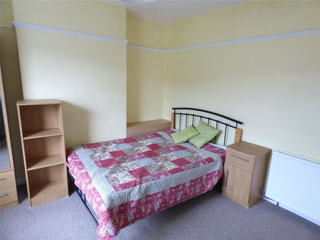 St Marys Avenue, Bangor, Gwynedd, LL57 - Photo 3