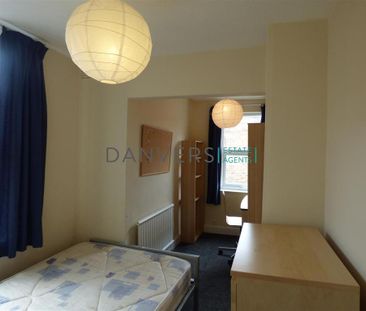 4 bedroom detached house to rent - Photo 4