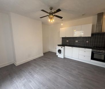 2 bedroom property to rent - Photo 5