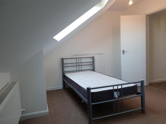 3 bedroom maisonette to rent - Photo 1