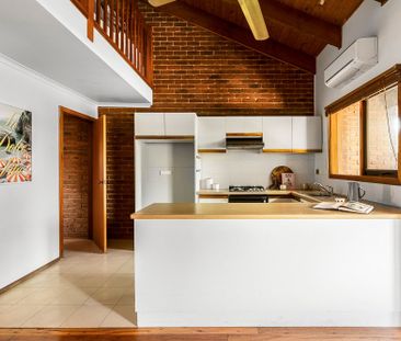 2/21 Queen Street, Coburg VIC 3058 - Photo 2