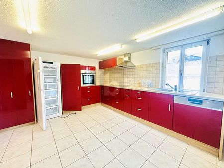 QUIETLY LOCATED IN A CENTRAL LOCATION - Foto 4