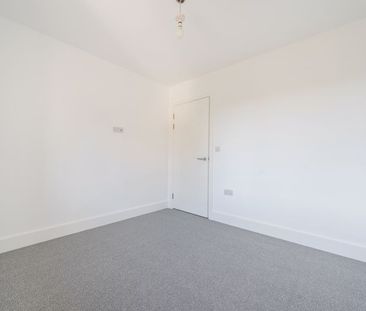 Catteshall Lane, Godalming - 1 bedroomProperty for lettings - Seymours - Photo 6