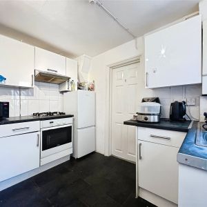 South Road, Englefield Green, Egham, Surrey, TW20 0RL - Photo 3