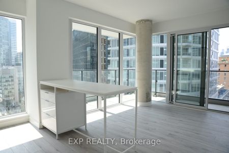 88 North Condos and Lofts 77 , #1813 - Photo 4