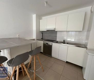 Appartement à louer 4 pièces 81.87m² - Photo 2