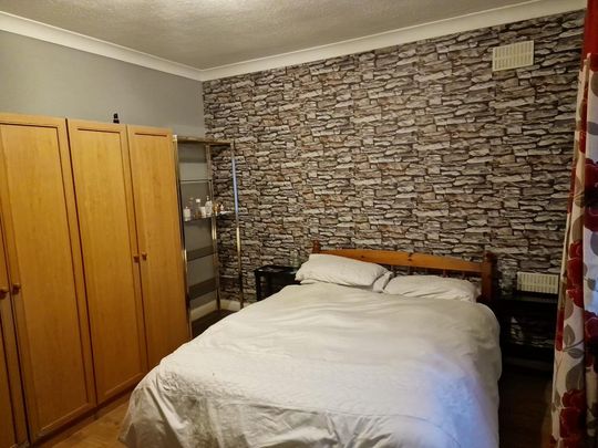 3 bedroom bungalow to rent - Photo 1