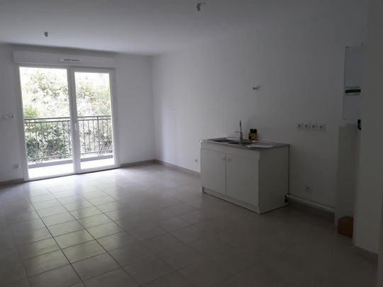 Appartement - T3 - L ARBRESLE - Photo 1