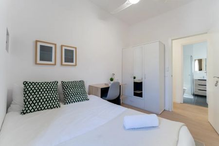 Calle del Conde de Aranda, Madrid, Community of Madrid 28001 - Photo 2