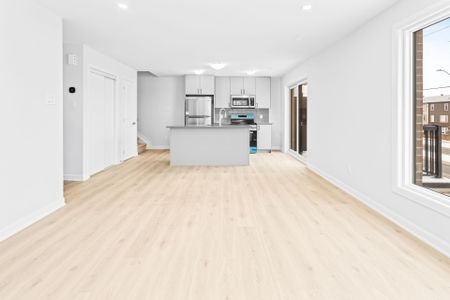 For Lease - 1203 Creekway Private, Kanata, Ontario - Photo 2