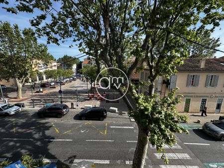 Location Appartement 2 pièces 44m² LA GARDE 83130 - Photo 3