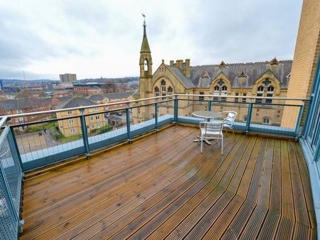 Studios - Deluxe - Photo 5