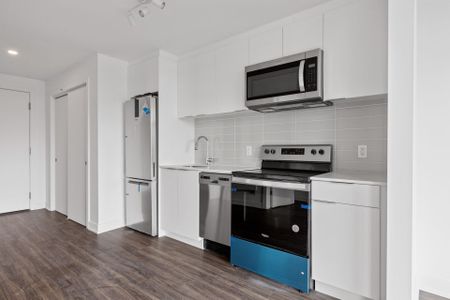 For Lease - 1360 CARLING Avenue Unit# 1105, Carlington - Central Park, Ontario - Photo 4