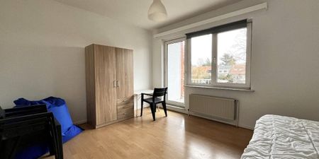 Appartement te huur in Brasschaat voor € 850 met 1 slaapkamer - Photo 4