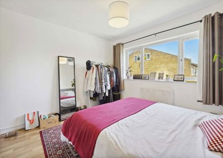 Turenne Close, SW18 1JN, London - Photo 3