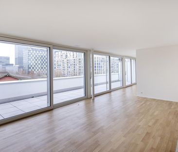 Wohnen über den Dächern - 2.5-Zimmer-Attikawohnung zu vermieten - Foto 1