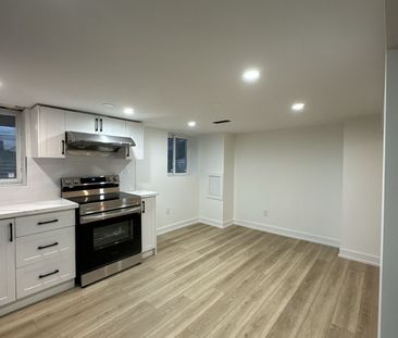 For Lease - 293 E 17th Street, Hamilton, Ontario - Photo 3