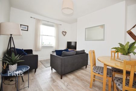 2 bedroom apartment to rent - Photo 4