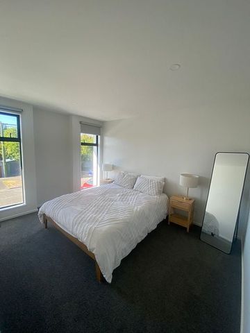 3BR - Modern, Quiet, ,Excellent area - Photo 5