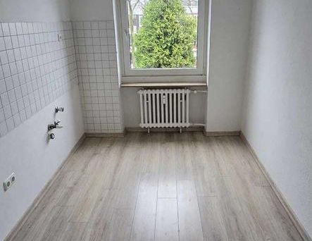 Remscheider Straße 140 - schöne 2 ZKB Wohnung im 2.OG *ab sofort* zu vermieten - Photo 1