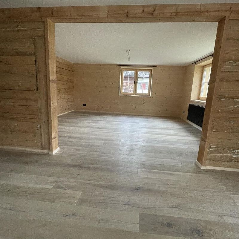 Newly renovated 3.5-room apartment with balcony in Vignogn - Photo 1