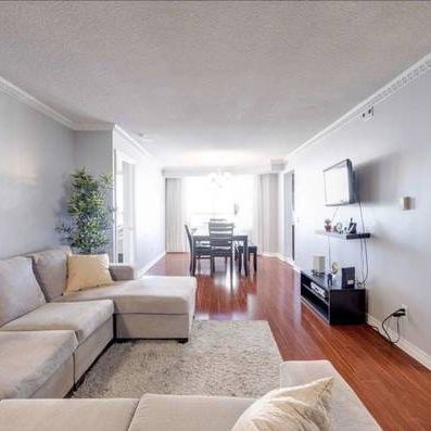 3 Bed + Den, 2 Bath Luxury Condo - Photo 1