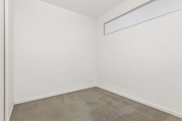 204/8 Exploration Lane, Melbourne - Photo 1