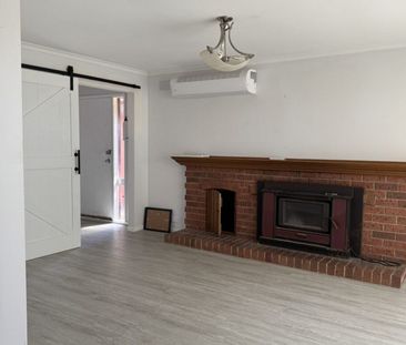 Cosy Living in Newborough - Photo 2