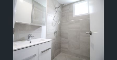 FAMILY HOME IN CENTRAL LOCATION - Photo 3