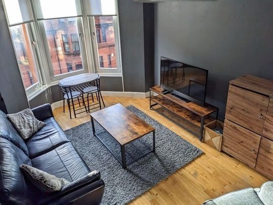 1 Bed Flat, Kennoway Drive, G11 - Photo 1