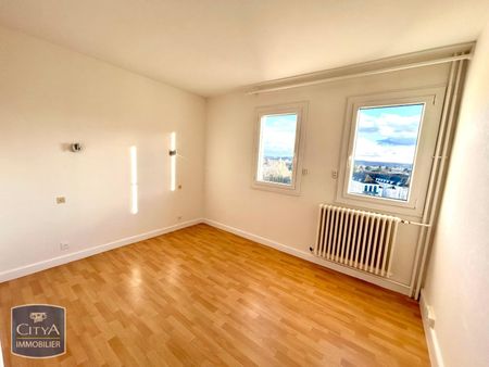 Location Appartement 5 pièces 108m² BOURG EN BRESSE 01000 - Photo 4