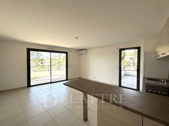 Location Appartement 2 pièces 51m² GRASSE 06130 - Photo 1