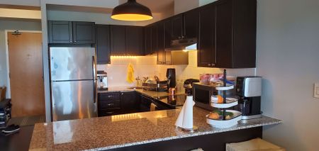 For Lease - 3865 Lake Shore Boulevard Unit# 408, Toronto, Ontario - Photo 2