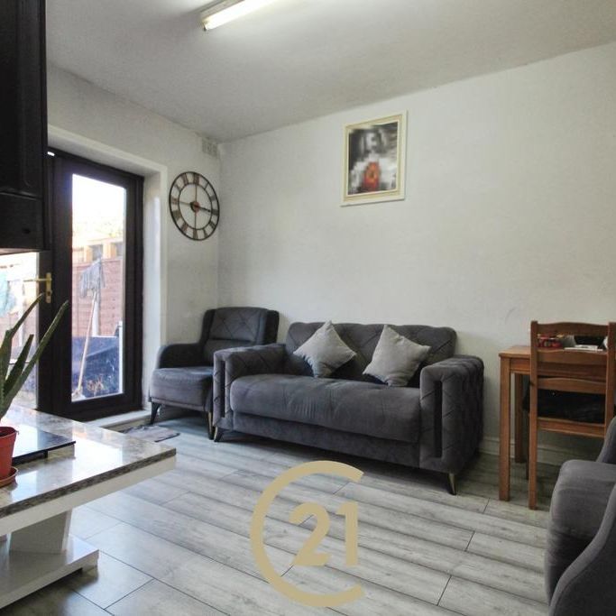 4 bedroom house to rent - Photo 1