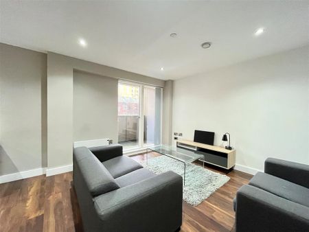 2 bedroom apartment to rent - Photo 3