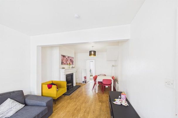 32 Carrington Street, Belfast, BT6 8GF - Photo 1