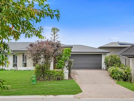 Modern Lowset Home in Prestigious Arise Estate - Photo 4