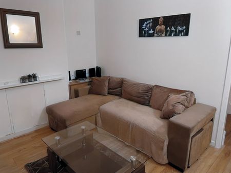 2 Bed Terraced House, Swan Lane, CV2 - Photo 4